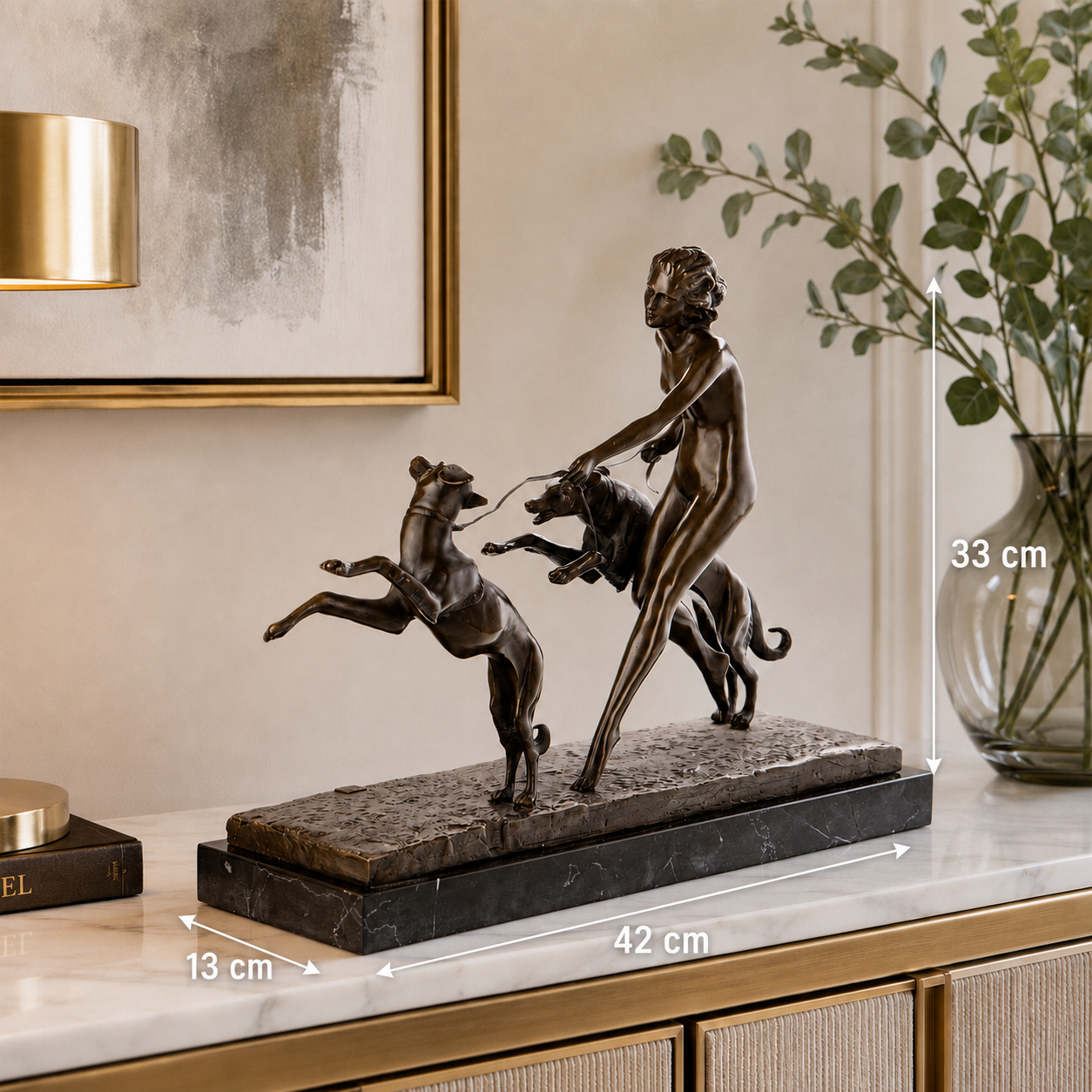 Bronze Skulptur Frau mit Windhunden - signierte Art déco Figur auf Marmorsockel