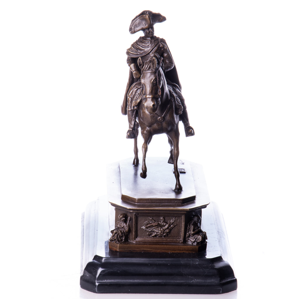 Bronze Skulptur König Friedrich II. - Alter Fritz auf Marmorsockel