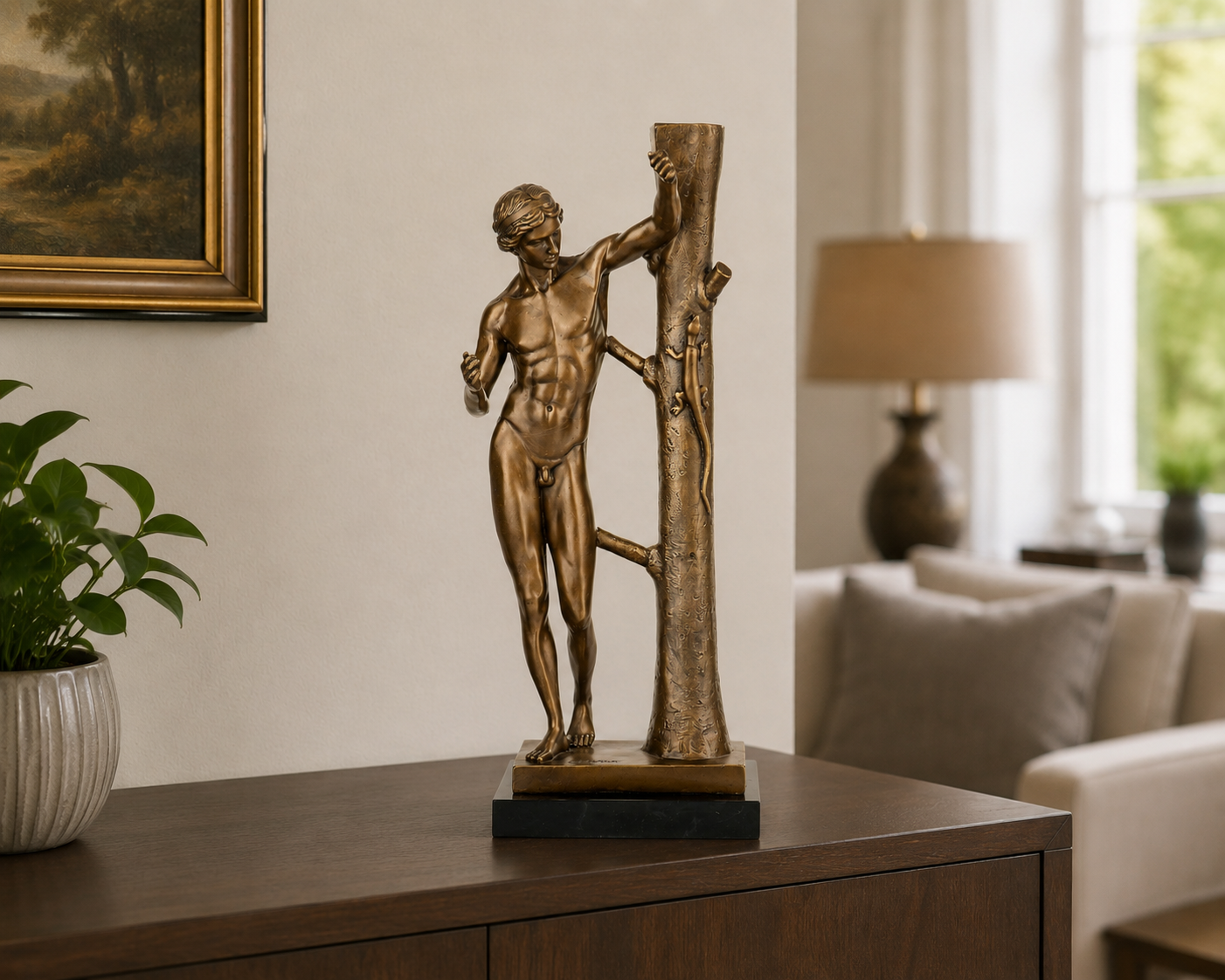 Bronze Skulptur Apollo Sauroktonos - Mythologische Aktfigur auf Marmorsockel