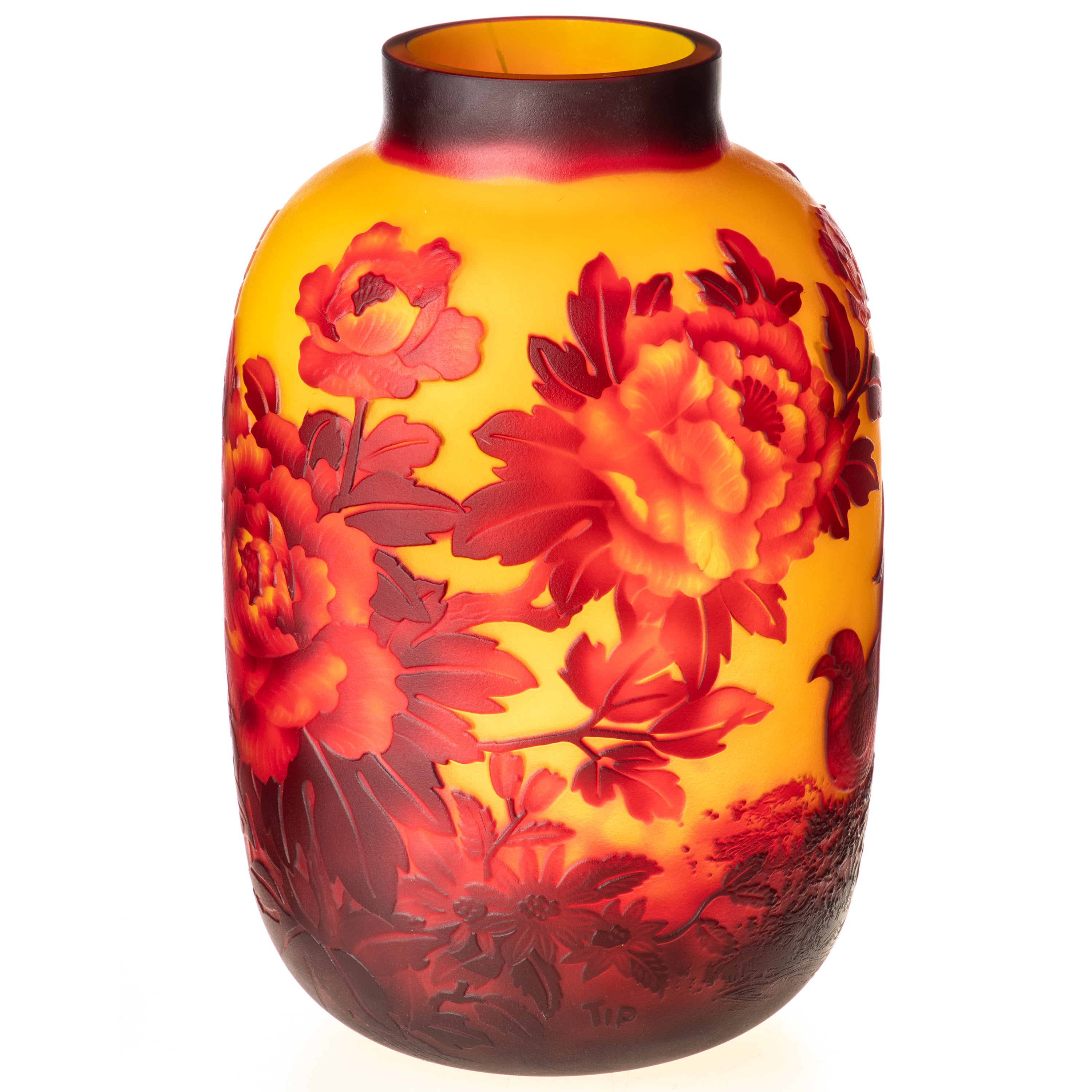 Vase im Gallé Stil aus Cameo Glas - Vogel & Schmetterlinge im Jugendstil
