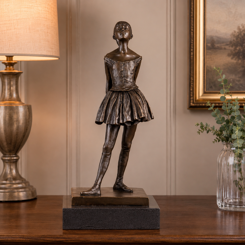 Bronze Skulptur kleine Tänzerin nach Degas - signierte Figur auf Marmorsockel