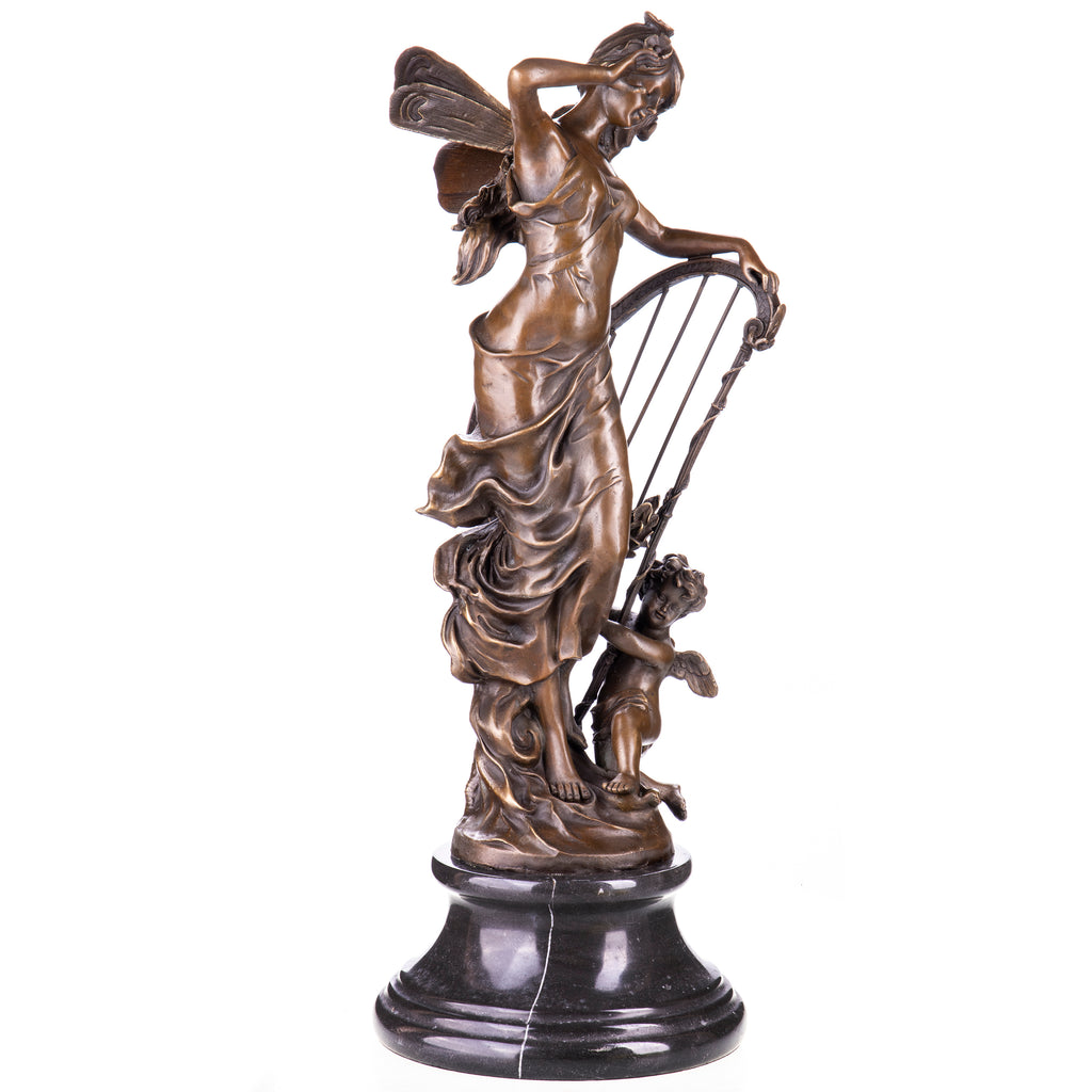 Bronze Skulptur Fee mit Amor nach H. Moreau – Klassische Figur auf Marmorsockel