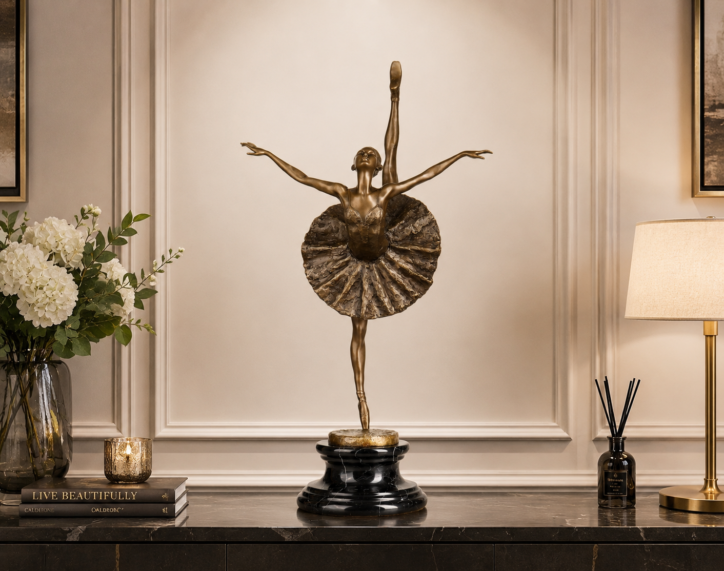 Bronze Skulptur Ballerina - signierte Tänzerin auf Marmorsockel