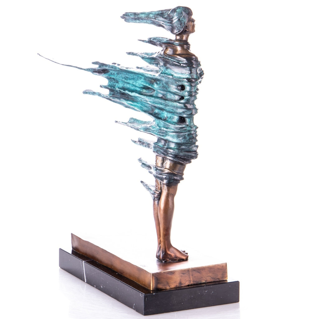 Moderne Bronze Skulptur Frau im Wind nach Dali – Kunstfigur auf Marmorsockel