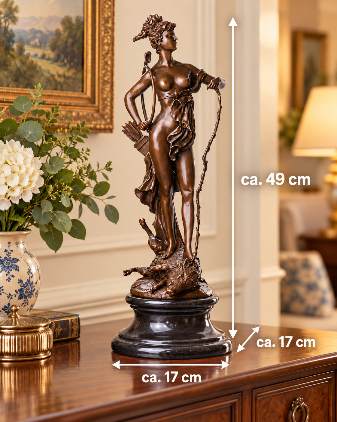 Bronze Skulptur Göttin Diana mit Bogen auf Marmorsockel - signiert 49 cm