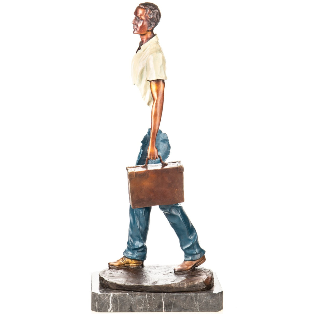 Bronze Skulptur Reisender mit Koffer – signierte moderne Kunstfigur auf Marmorsockel