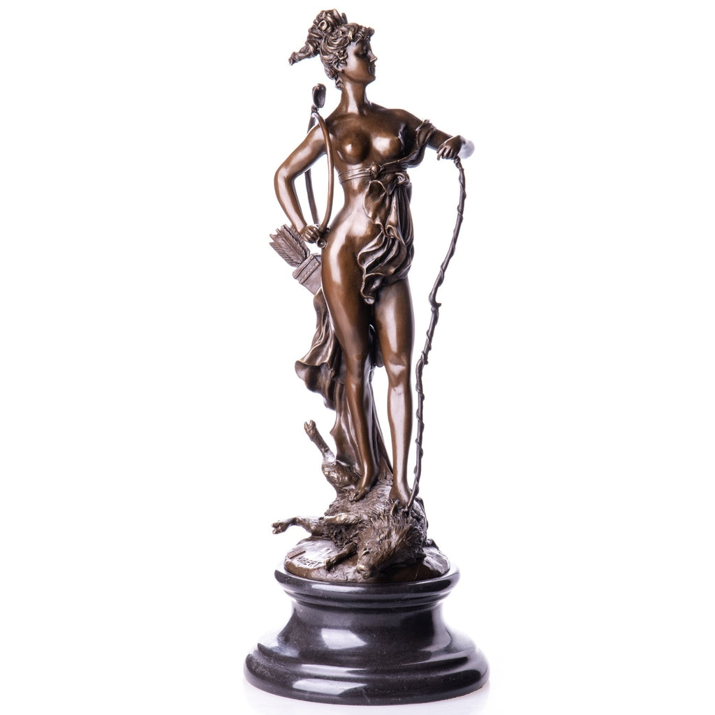 Bronze Skulptur Göttin Diana mit Bogen auf Marmorsockel - signiert 49 cm