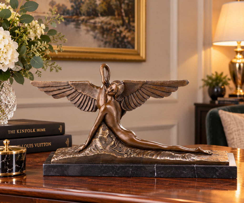 Bronze Skulptur Leda und der Schwan, signierte Mythologie Figur auf Marmorsockel